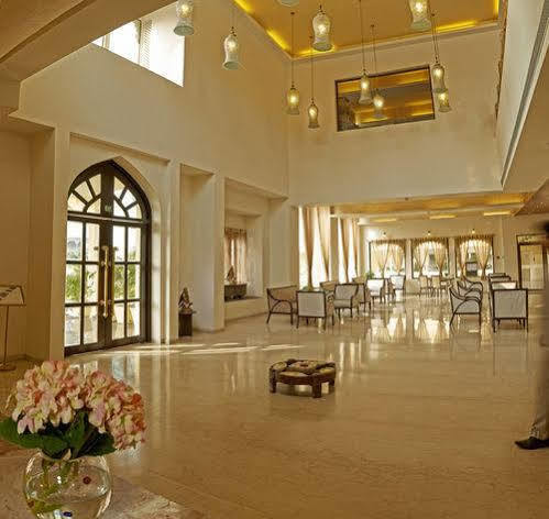 Club Mahindra Udaipur Hotel Exterior photo